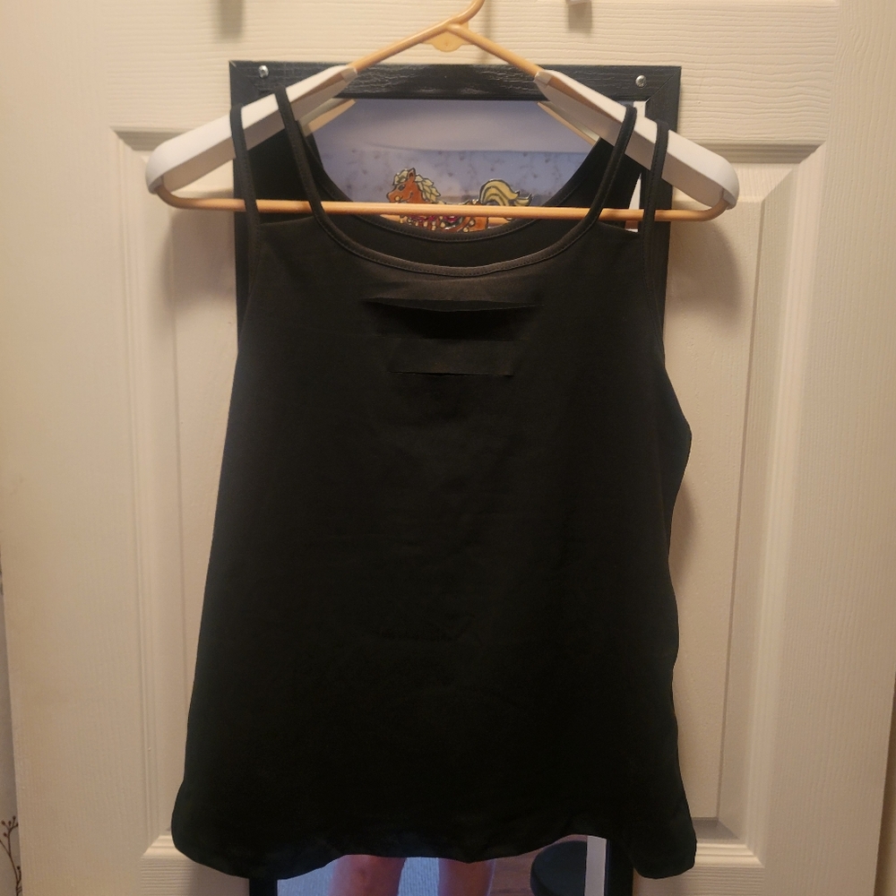 Black Sleeveless Top